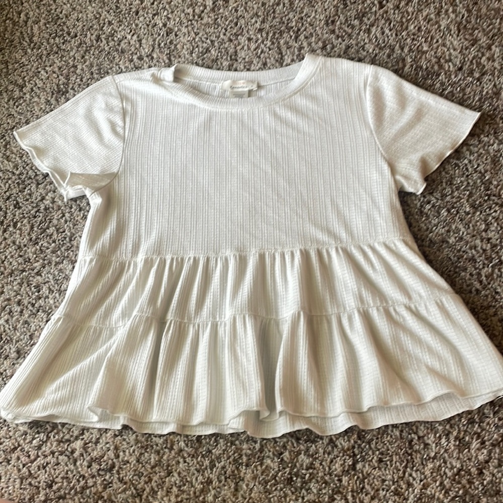 White urban romantics top